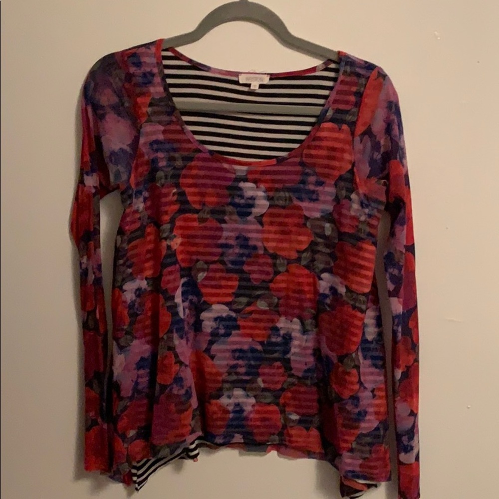 Floral blouse with mesh sleeves